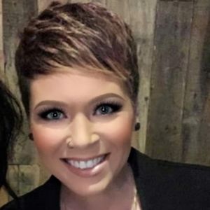 Meet your Posher, Adey